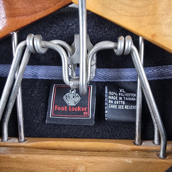 Foot Locker Mens XL Gray Fleece Pullover Quarter Zip Sweater - Picture 3 of 6